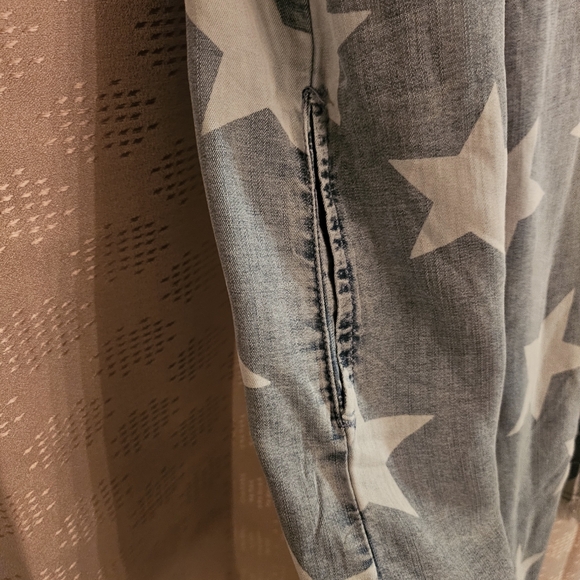 🛑SOLD🛑Star Print Denim Mini Dress - Picture 3 of 4